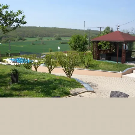 דירה In Cserszegtomaj/balaton 18297 *